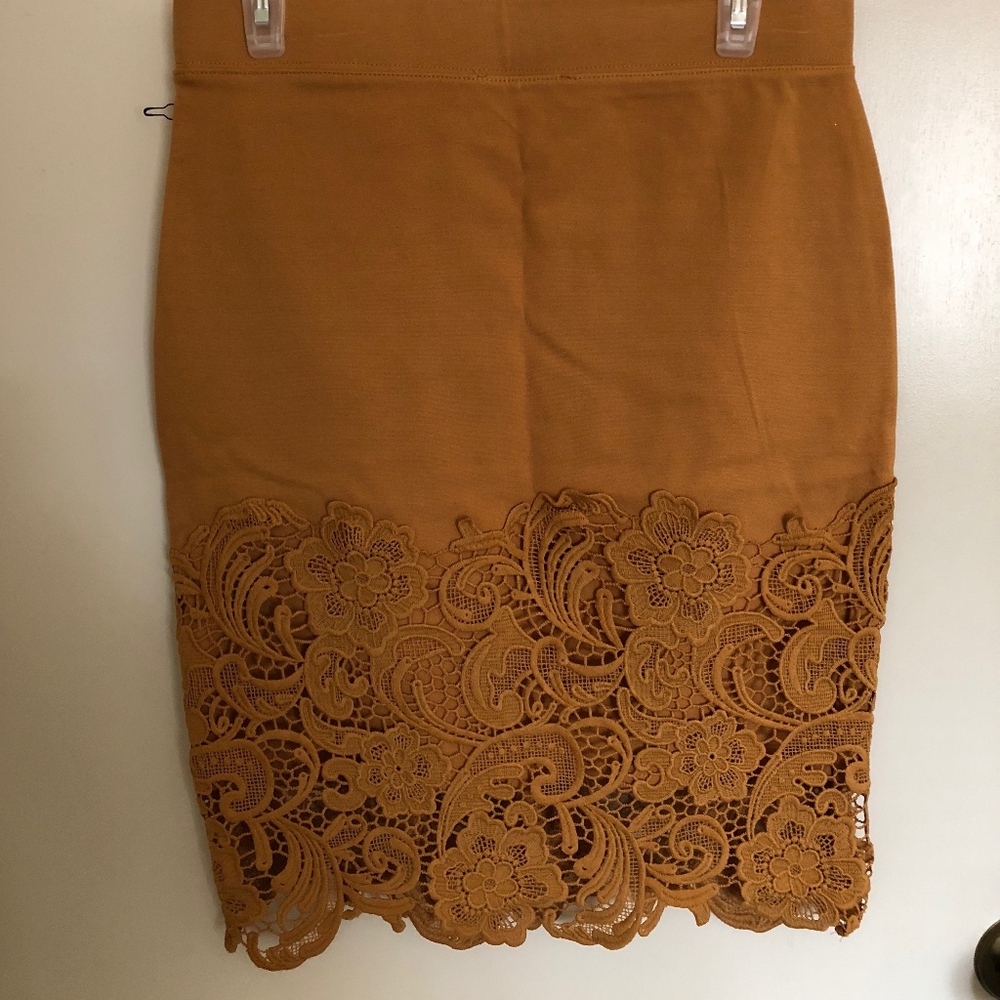 Gold pencil skirt